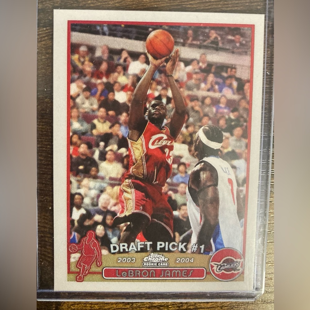 2003-04 Topps Chrome Lebron James Rookie Card #111– mint condition